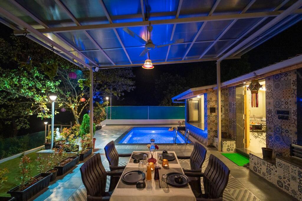 Spicy Mango Lakeside Abode - Luxurious Villa In Pawana Lonavala Exterior photo